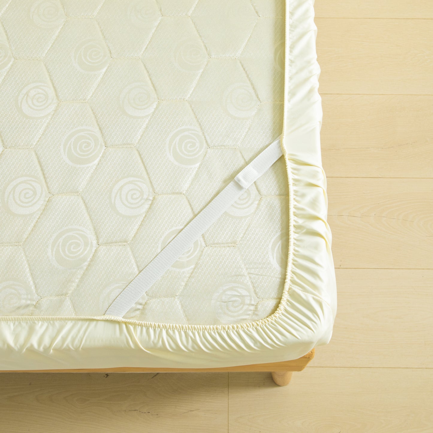 Bed Sheets Holder Straps for Corners, Keep Sheets from Coming Off - Ultra Soft - Microfiber Sheets